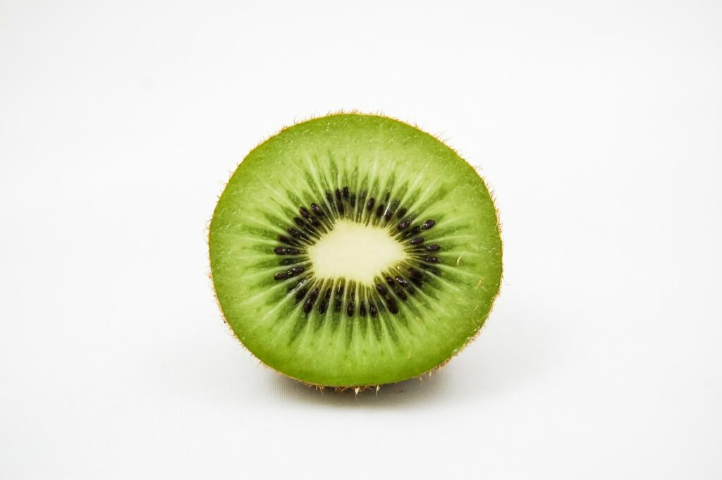 kiwi, fruit, vitamins-428080.jpg